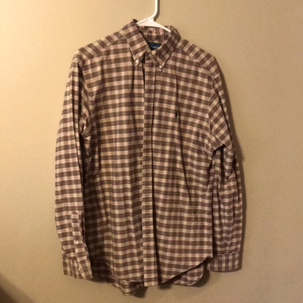 Mens Ralph Lauren long sleeve button down shirt. Classic fit. Large